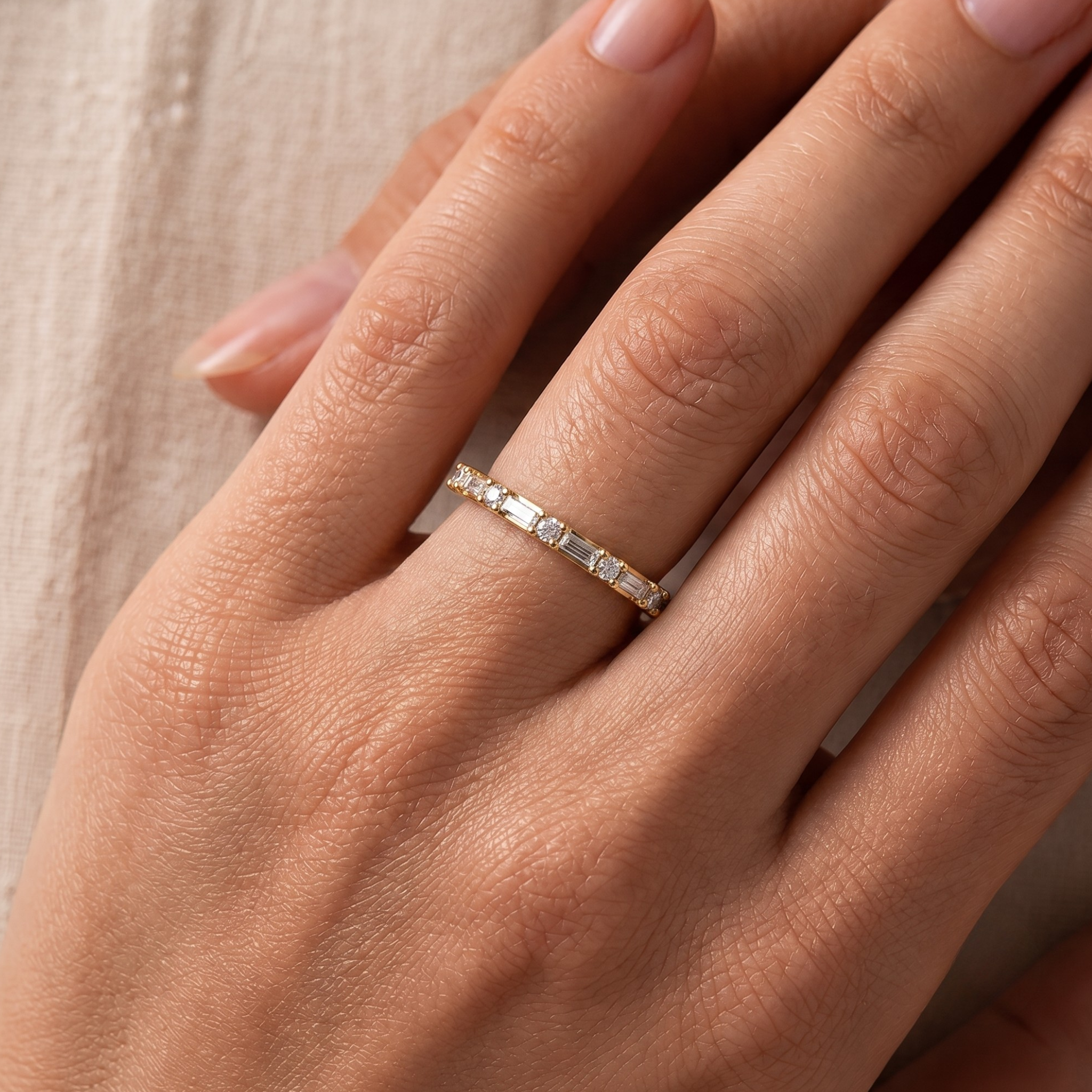 Diamond Round & Baguette Band Ring in 14K Gold