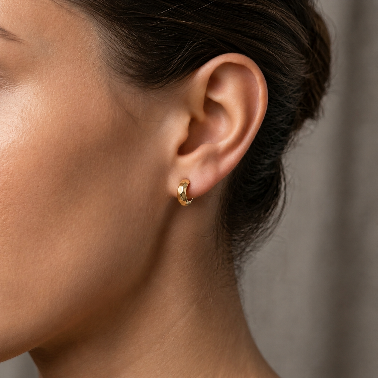 Chunky Hoop Earrings in 14K Gold