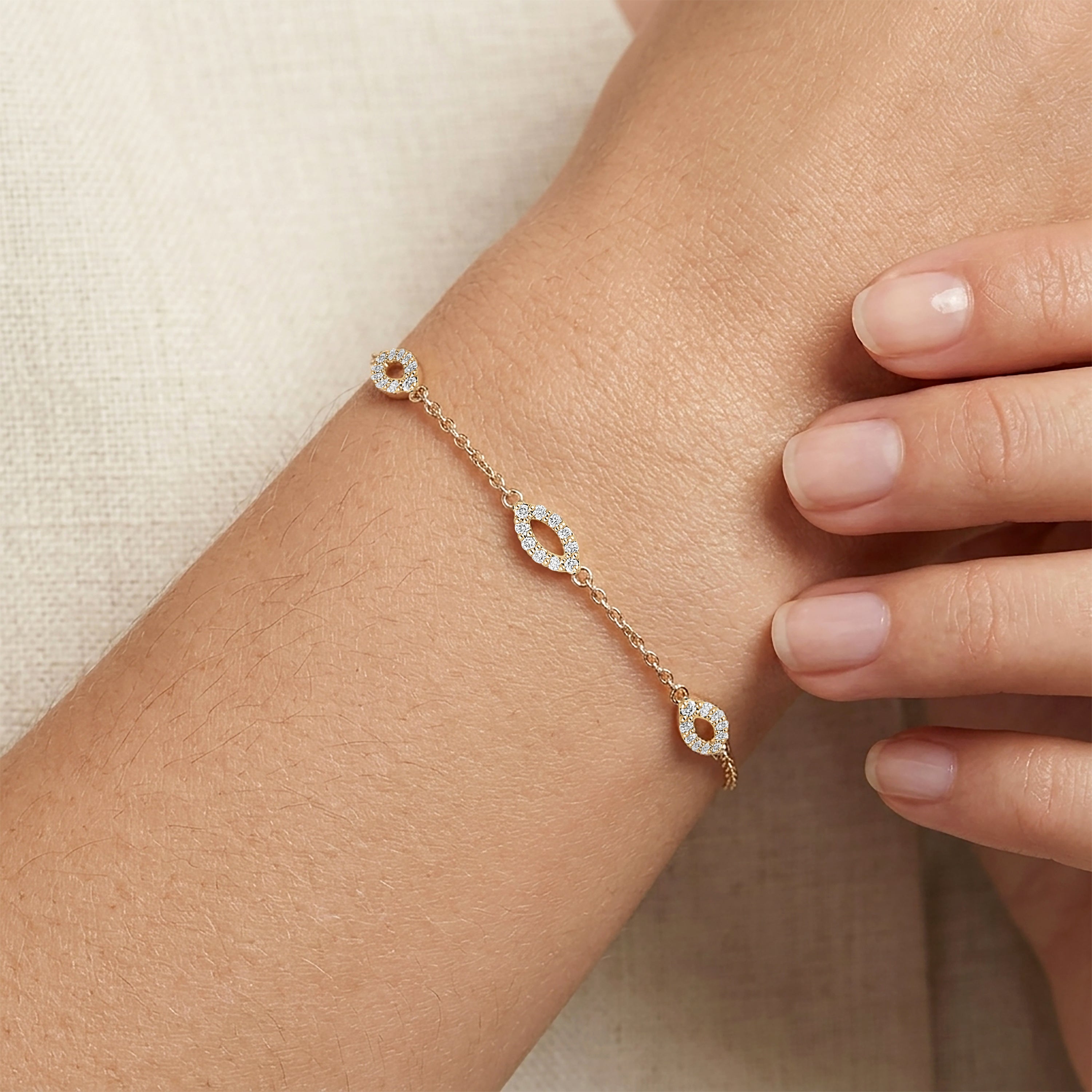 Diamond Motif Bracelet In 14K Gold