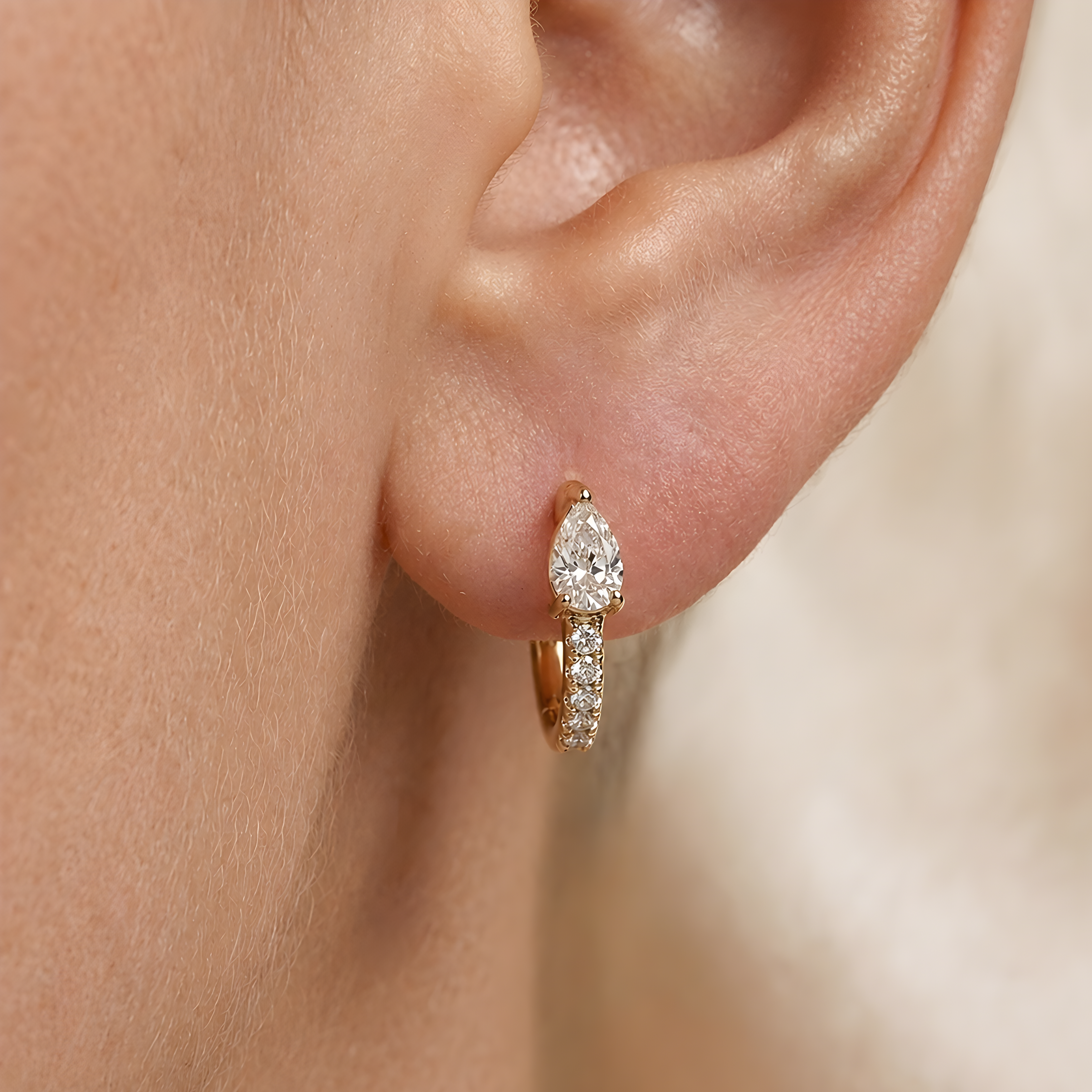 Pear-Shape Stile Diamond Hoop Earrings