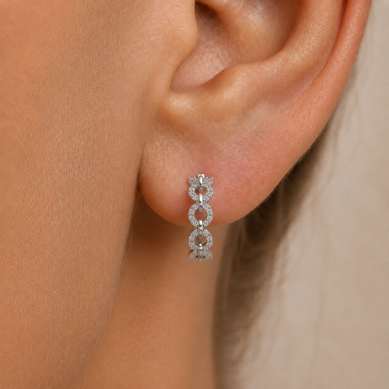 Diamond Chain Link Hoop Earrings in 14K Gold