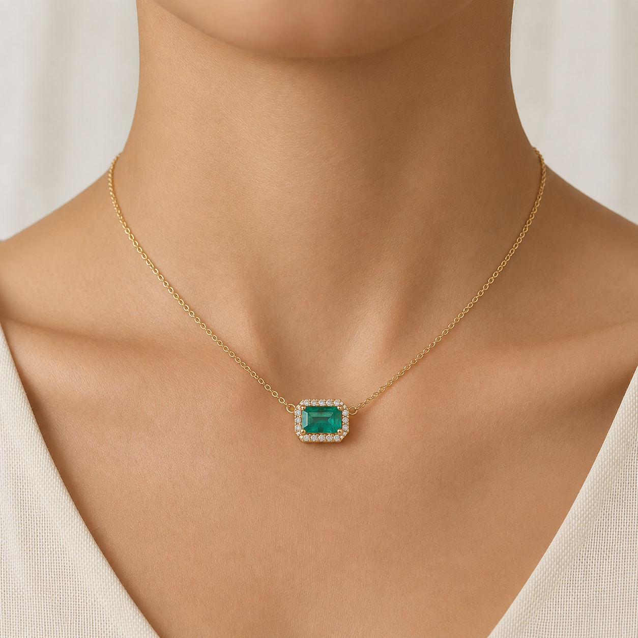 Emerald-Cut Emerald Pendant Necklace in 18K Gold