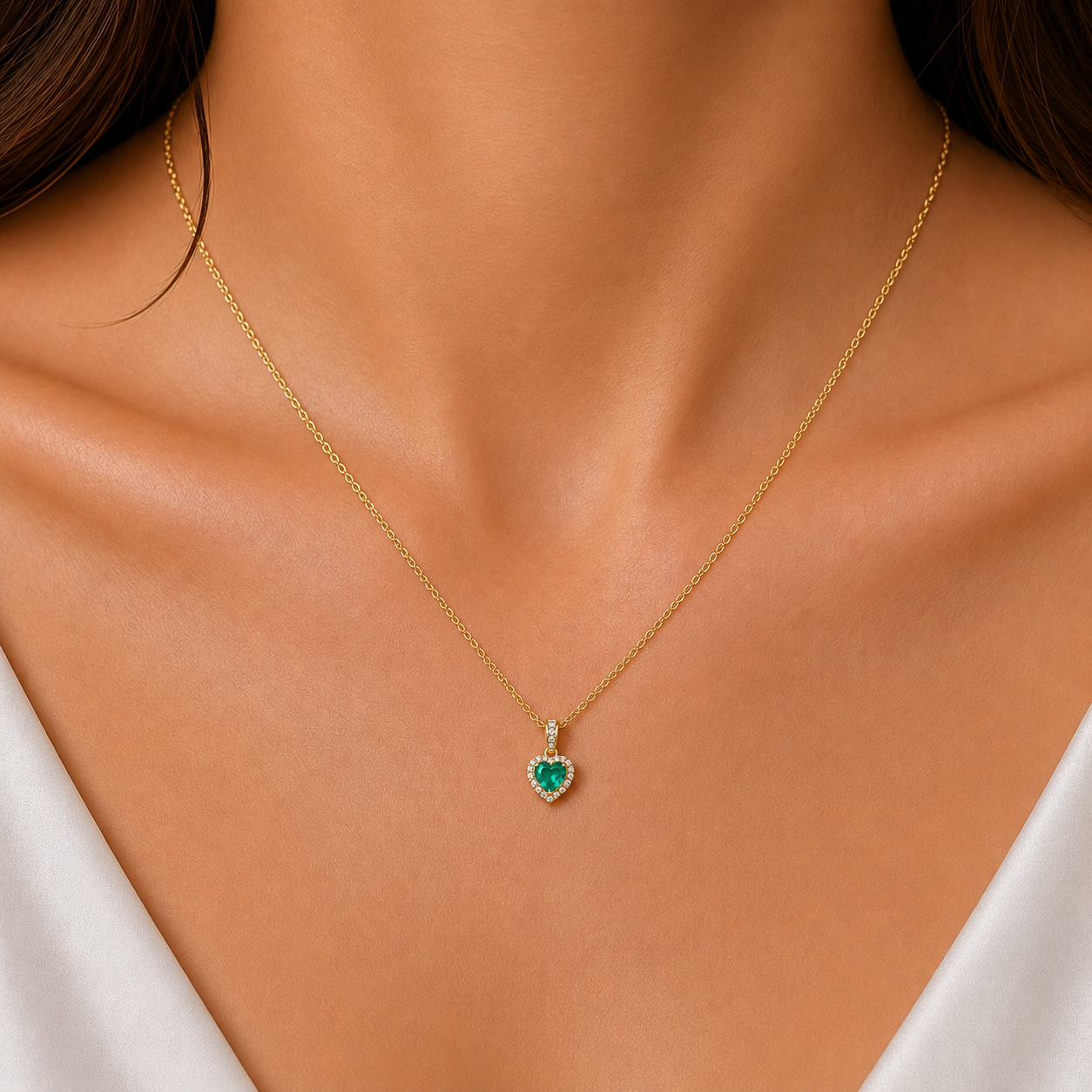 Emerald & Diamond Heart Pendant in 18K Gold