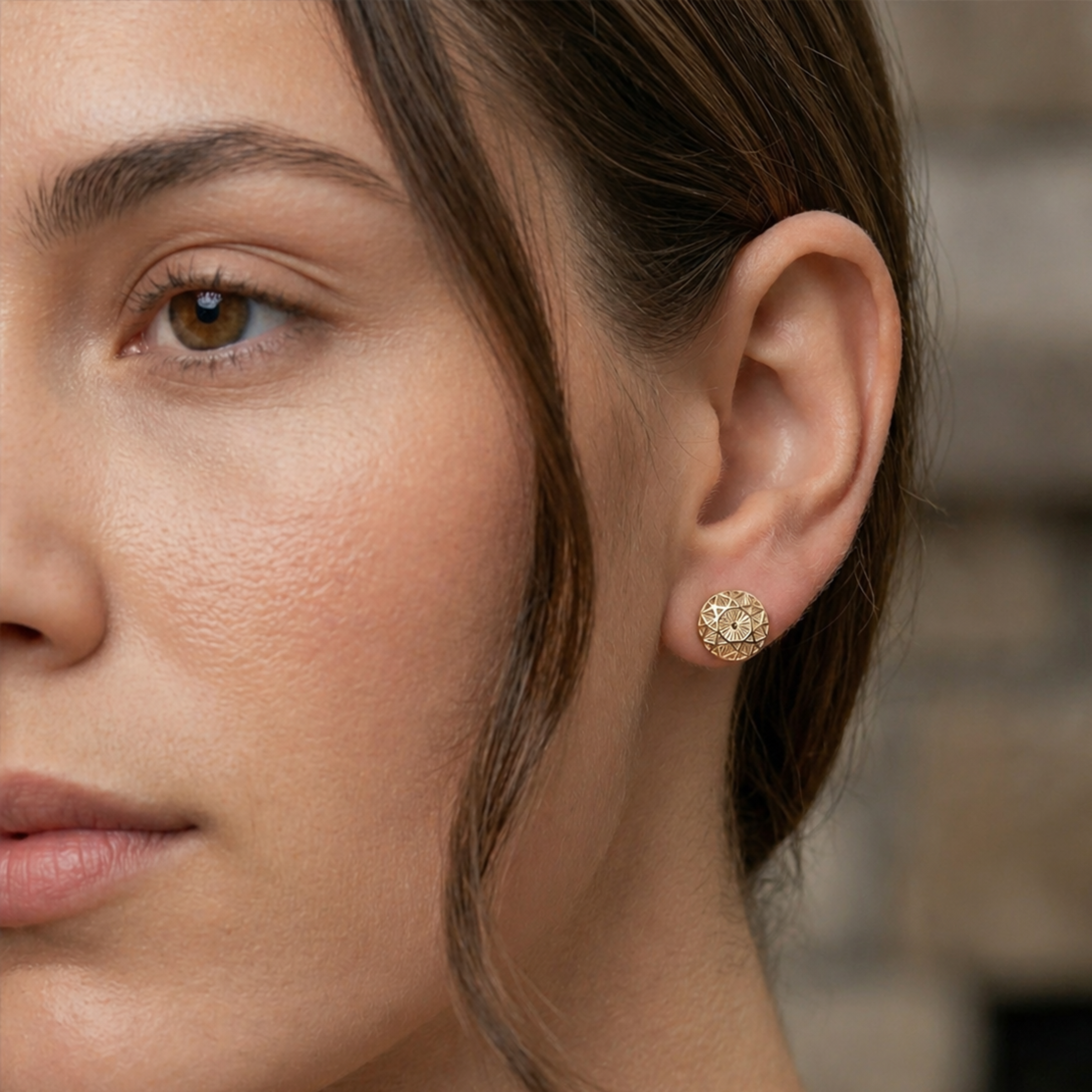 Filigree Sunburst Stud Earrings in 14K Gold