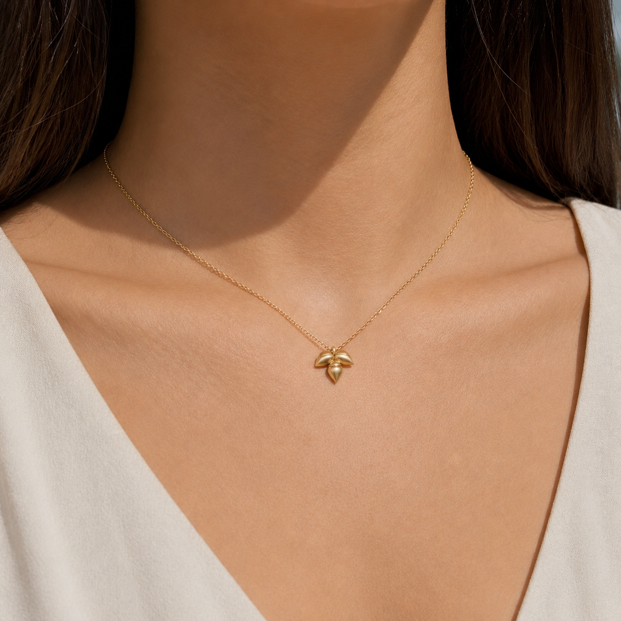 Leaf-inspired Gold Pendant in 14K Gold