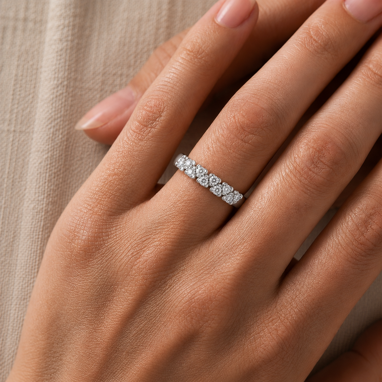 Nature Inspired Diamond Band Ring in 14K Gold
