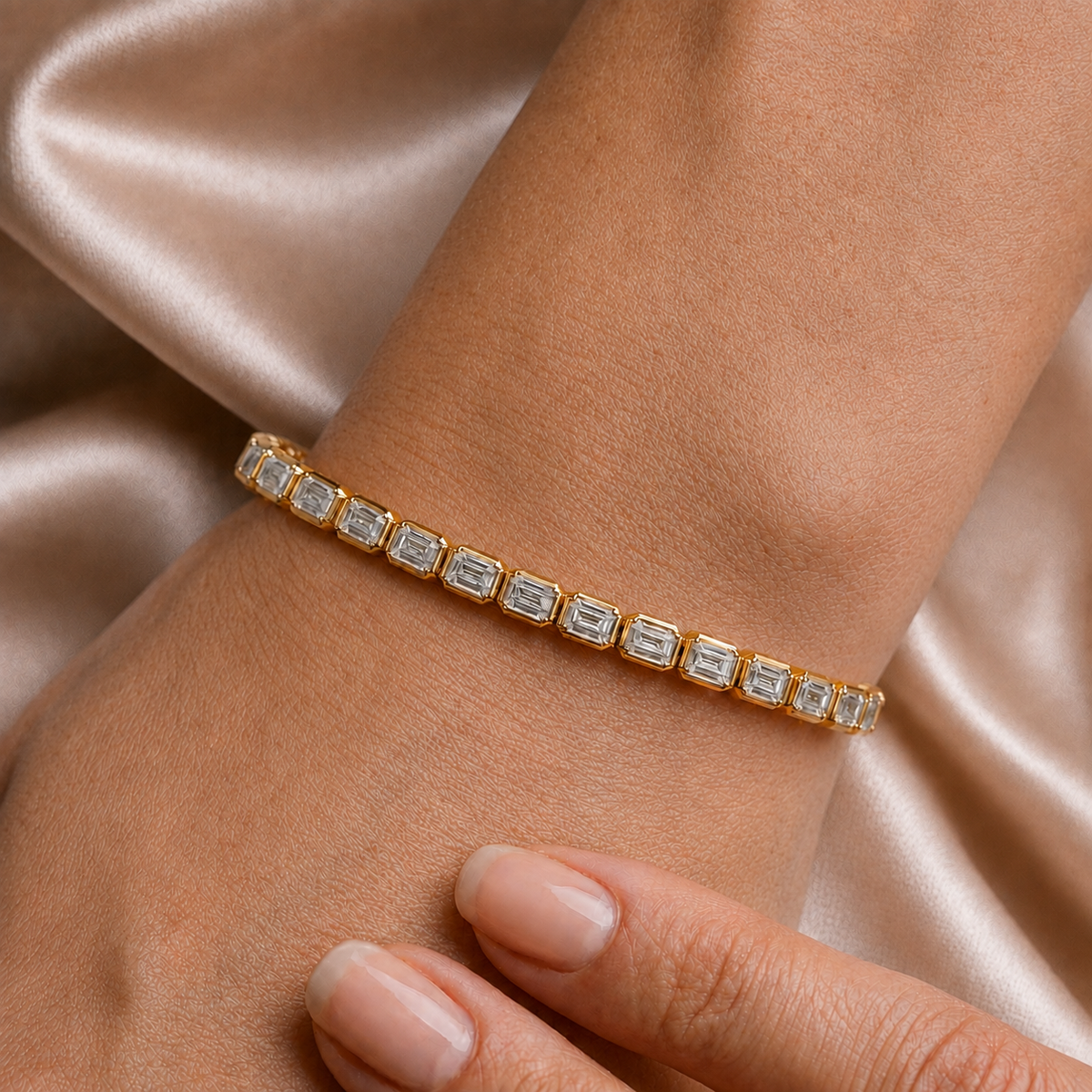Emerald-Cut Bezel Diamond Tennis Bracelet in 14K Gold