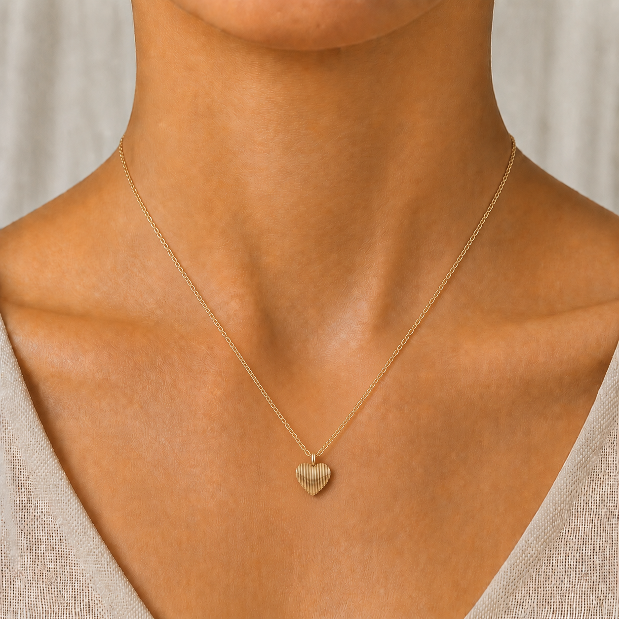 Ridged Heart Shaped Necklace in 14K Gold