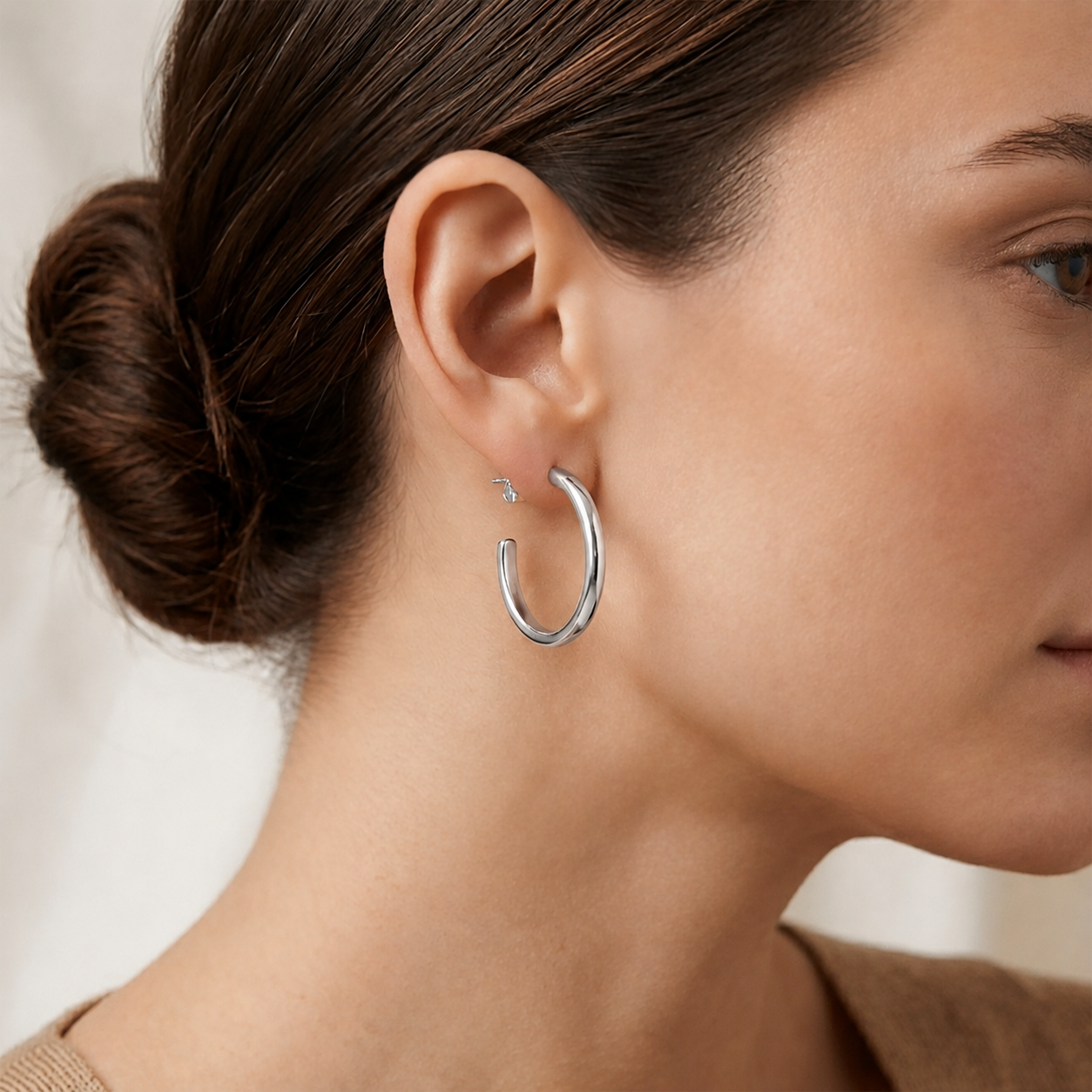 Sleek Tube Hoop Earrings in 14K Gold