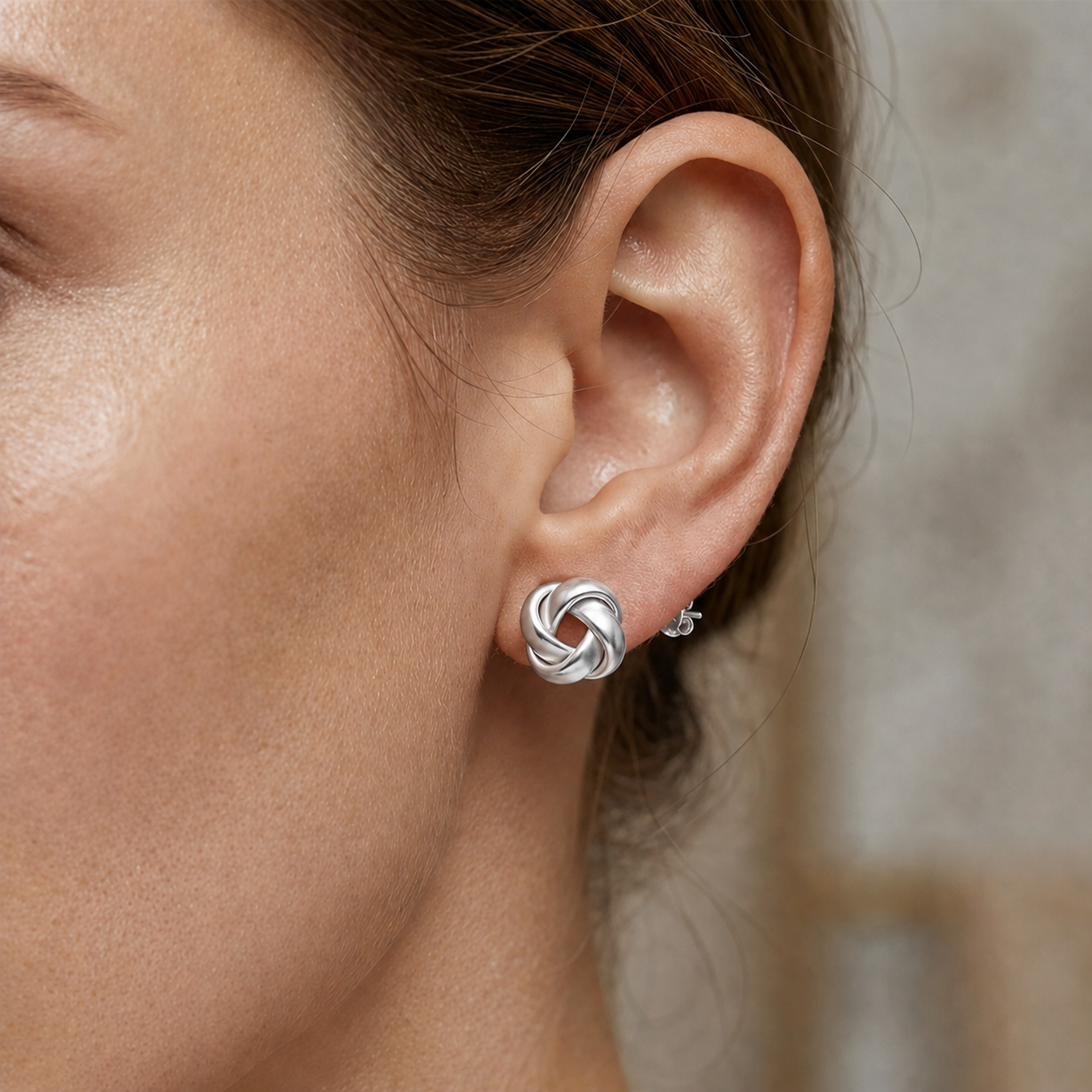 Love Knot Stud Earrings in 14K Gold